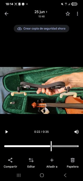 Violín con arco y funda, se vende por falta de uso