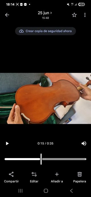 Violín con arco y funda, se vende por falta de uso