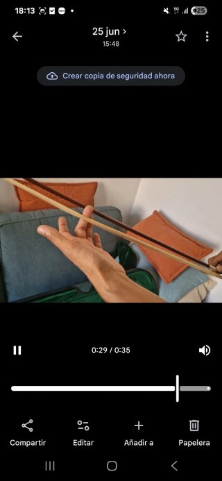 Violín con arco y funda, se vende por falta de uso