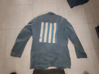 Pieza histórica, uniforme civil prisionero 2GM
