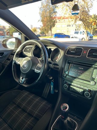 Volkswagen Golf VI GTI 2010