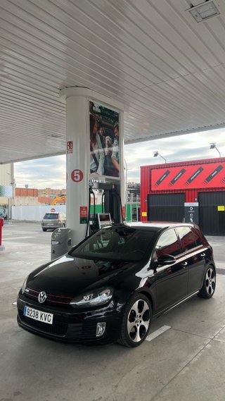 Volkswagen Golf VI GTI 2010