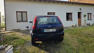 Ford Fiesta 1.4 TDCi. Año 2002.