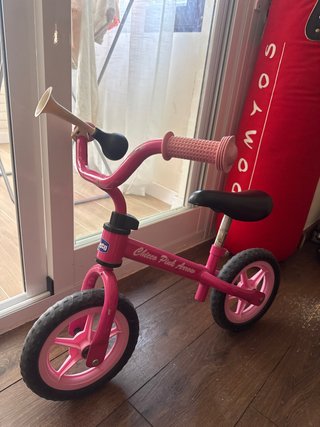Bici sin pedales Chicco Rosa