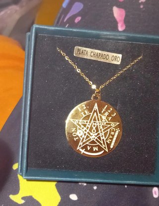 Colgante Tetragramaton Plata Chapada Oro