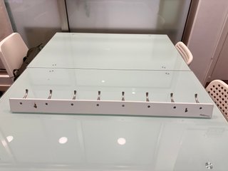 Perchero de pared blanco 8 colgadores