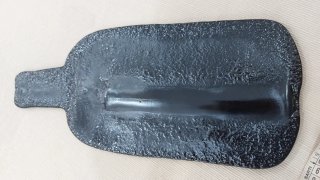 Svuota tasche in vetro soffiato forma bottiglia