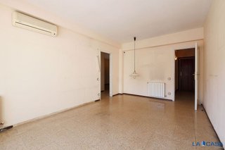 Piso en venta en La Bordeta en Barcelona