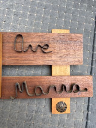 Colgador Ave María madera y metal
