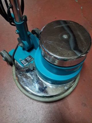 Pulidora de suelos profesional