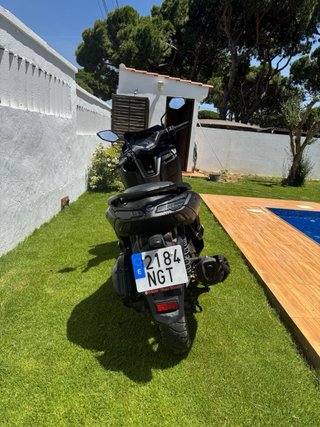 Yamaha NMAX 2025