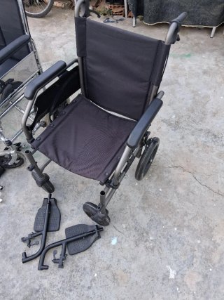 Silla de ruedas de tránsito premium | Plegable |