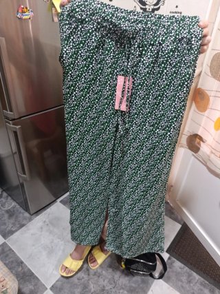 Pantalón estampado floral verde talla XL