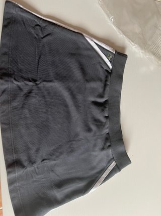 Falda Tenis Lacoste Gris y Blanca