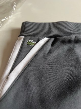 Falda Tenis Lacoste Gris y Blanca
