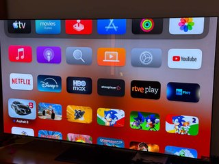 Apple TV 4K HDR 64 Gb con Mando Steelseries Nimbus