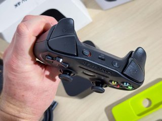 Apple TV 4K HDR 64 Gb con Mando Steelseries Nimbus