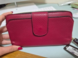 Cartera Guess y para movil