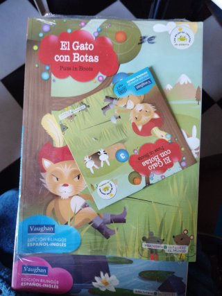 Bilingüe Vaughan 4 cuentos infantiles 2-3-4 y 7