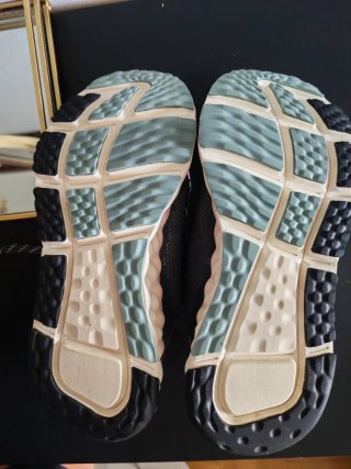 Zapatillas running grises y rosas talla 38