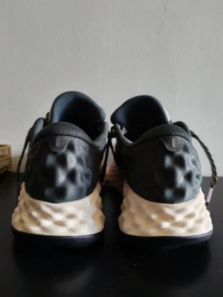 Zapatillas running grises y rosas talla 38