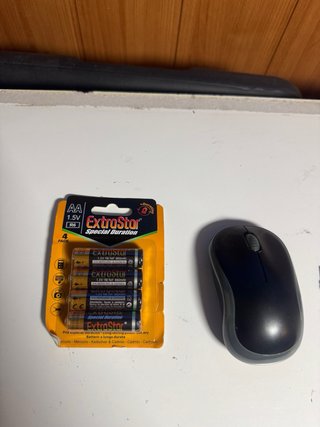 Teclado y Ratón Logitech Inalámbricos