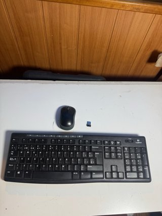 Teclado y Ratón Logitech Inalámbricos