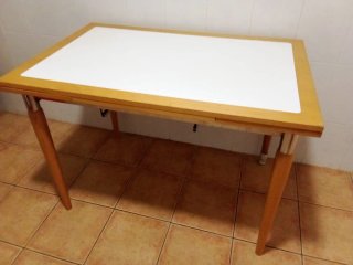 Mesa de cocina extensible madera y metal