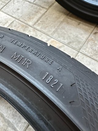 Neumáticos 225/40 R18 GOODYEAR