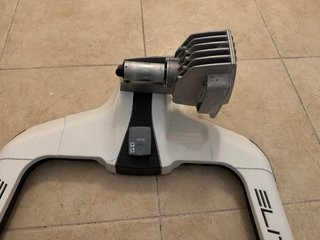 Rodillo Elite Qubo Fluid con Misuro B+