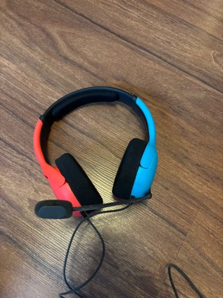 Cascos Nintendo Switch Rojo y Azul