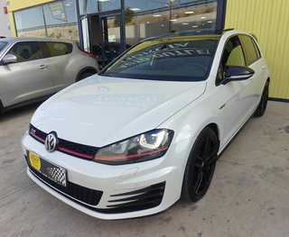 Volkswagen Golf GTI Performance 2.0 TSI 230CV DSG BMT