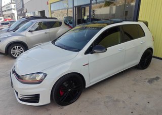 Volkswagen Golf GTI Performance 2.0 TSI 230CV DSG BMT