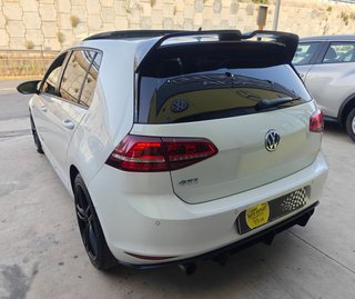 Volkswagen Golf GTI Performance 2.0 TSI 230CV DSG BMT