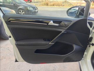 Volkswagen Golf GTI Performance 2.0 TSI 230CV DSG BMT