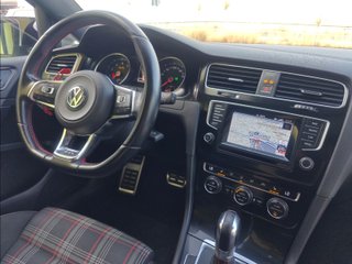 Volkswagen Golf GTI Performance 2.0 TSI 230CV DSG BMT
