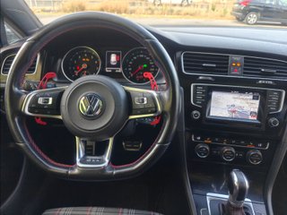 Volkswagen Golf GTI Performance 2.0 TSI 230CV DSG BMT