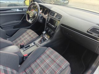 Volkswagen Golf GTI Performance 2.0 TSI 230CV DSG BMT