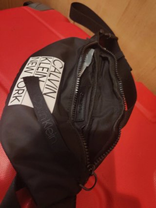 Riñonera Calvin Klein Negra