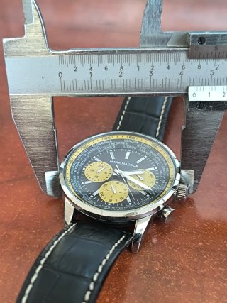 Reloj Mark Maddox World Timer