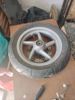 Llanta Piaggio con disco de freno