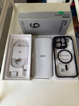 Oppo Find X9 Pro Titanium