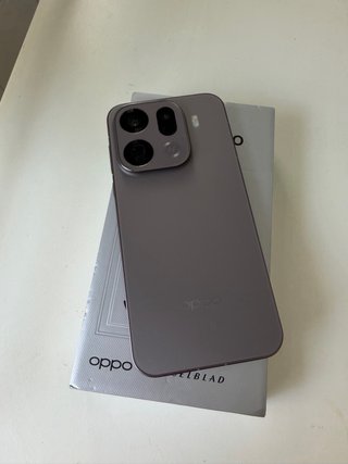Oppo Find X9 Pro Titanium