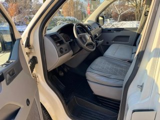 Volkswagen Transporter T5 2006 (ITV 2027 Abril)