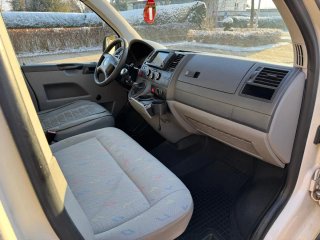 Volkswagen Transporter T5 2006 (ITV 2027 Abril)