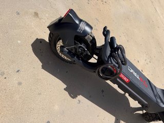 Patinete Eléctrico ETRIC VORTEX 1000W 250 kms