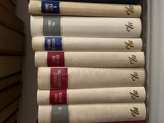 Colección de libros antiguos