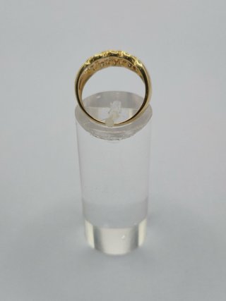 Anillo Oro 18k con Pedrería Entrelazada