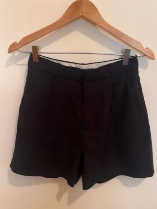 Shorts negros Stradivarius