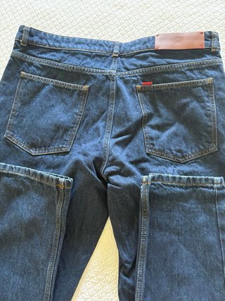 Pantalón vaquero Carolina Herrera azul. Caballero